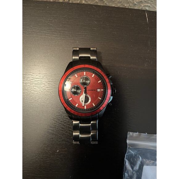 Express Watch With Links - Picture 3 of 7